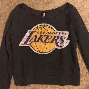 Sweater off the shoulder Lakers in good condition